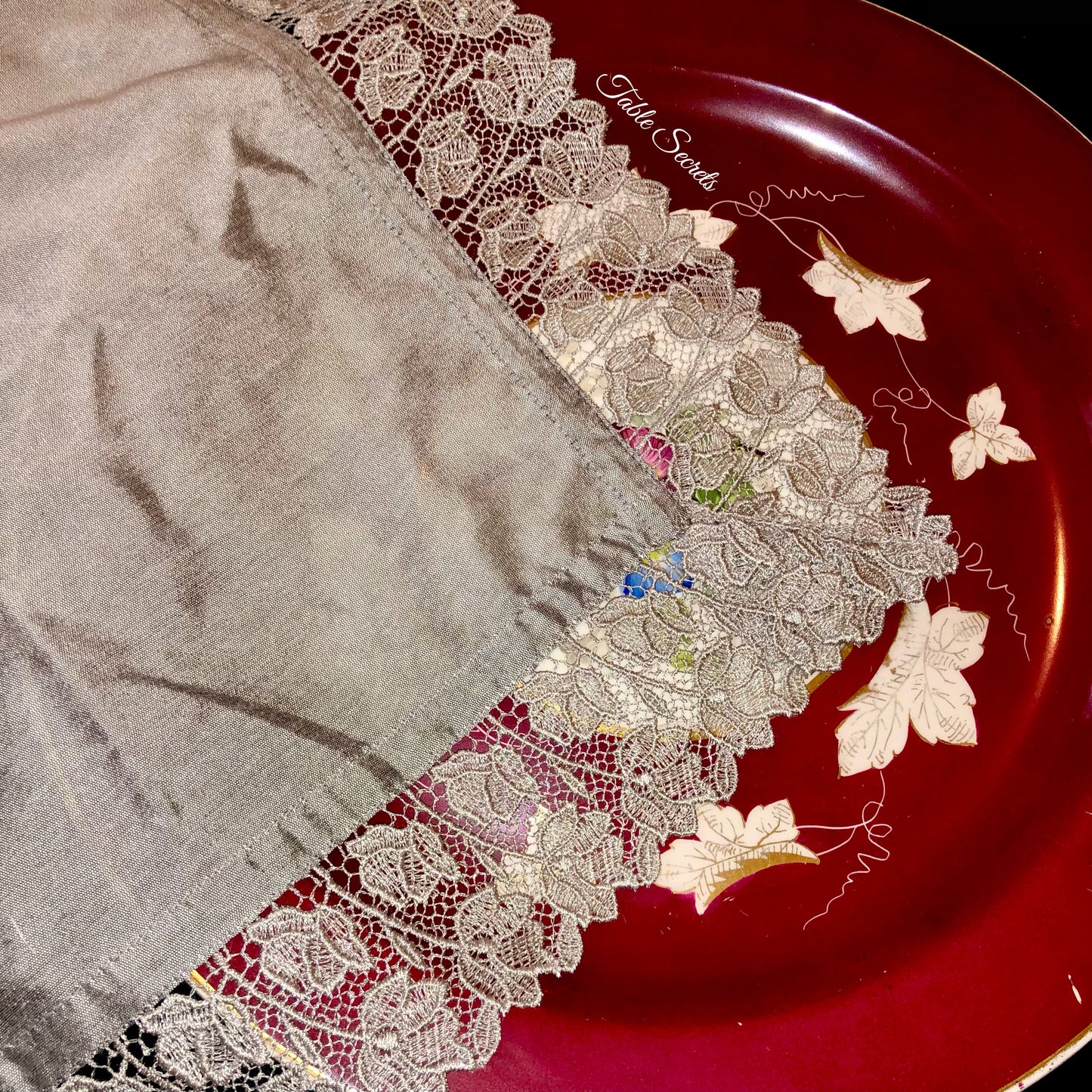 Grey Raw Silk Laced Napkin (Set)