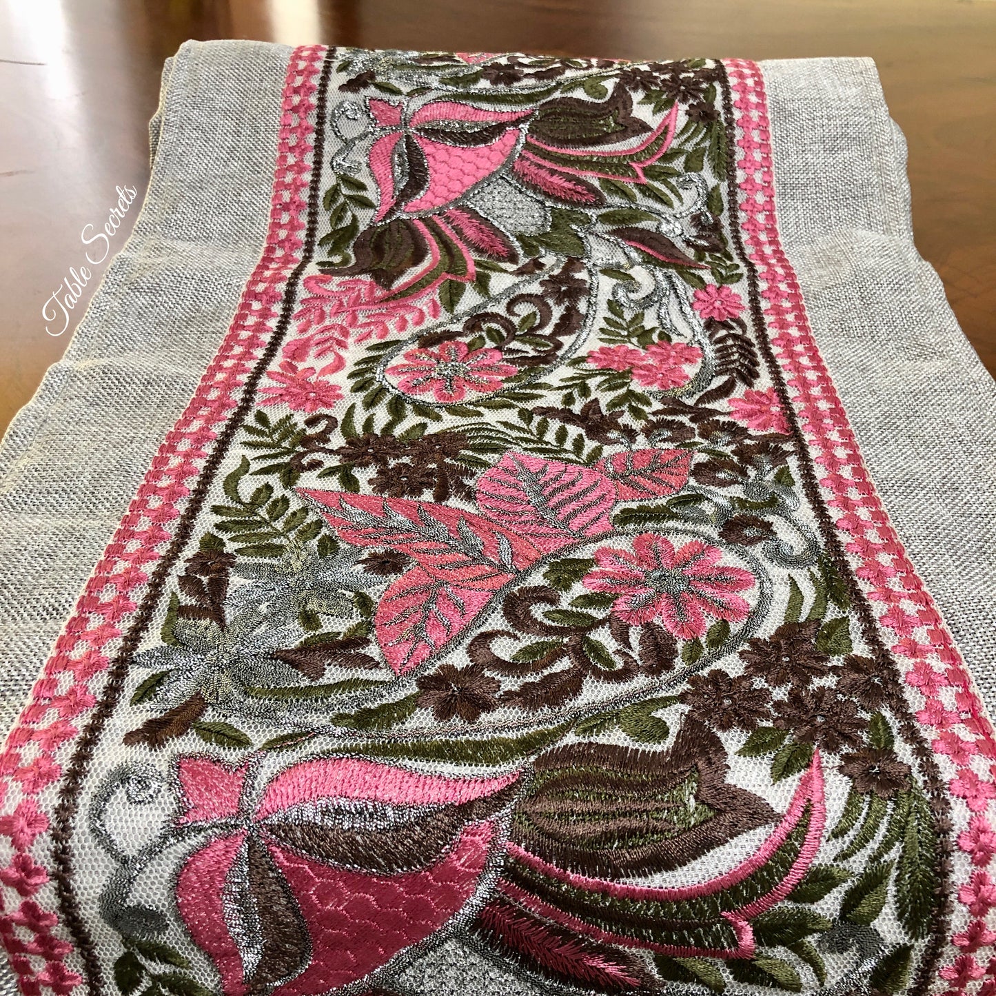 Embroidered Jute Cloth Runner