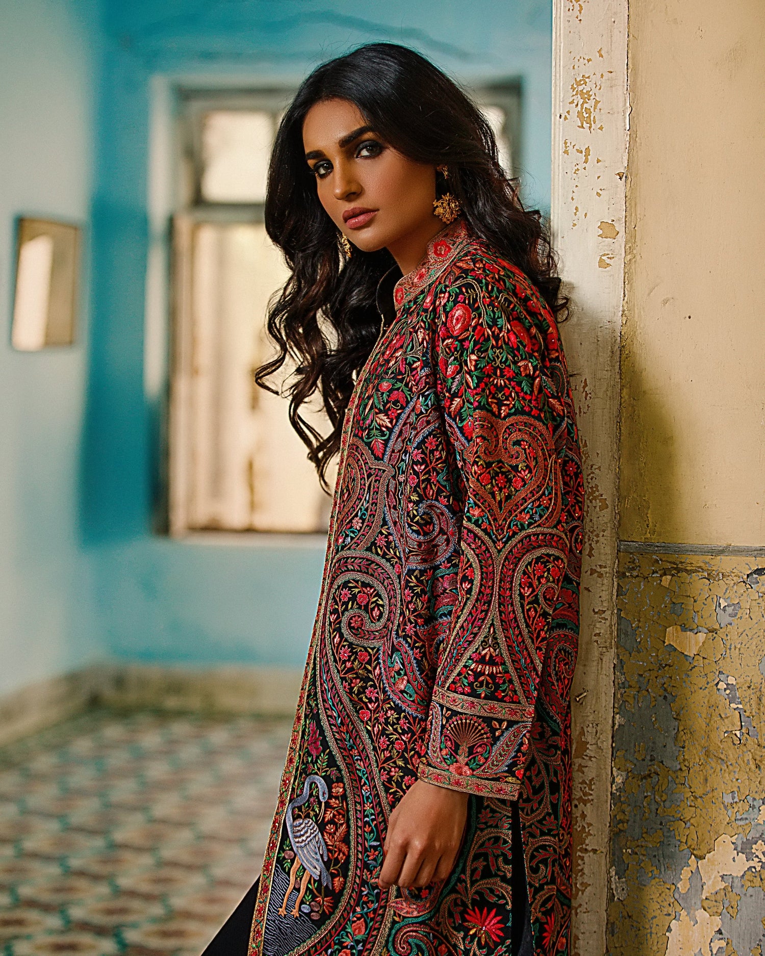 Aamna Ilyas Amna Jacket Embroidery Pakistan Fashion Aafrinish Swan StreetWear BlackBoots Black Multi Color Jacket